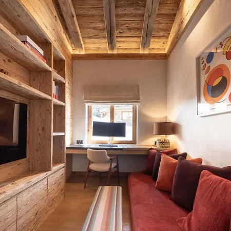 Apartment Elegant And Fully Equipped In